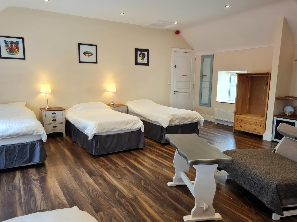 Ridge-Rock Accommodation Carrick on Shannon Exterior foto