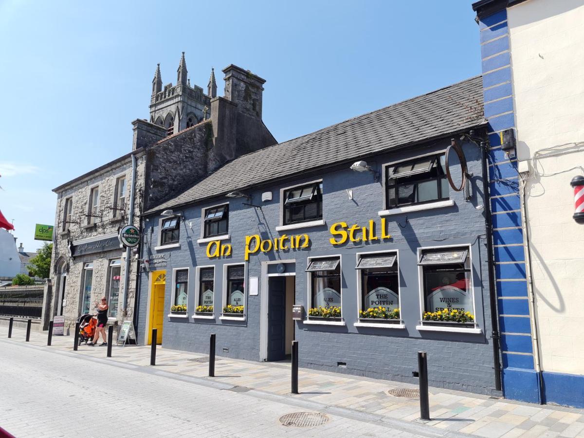 Ridge-Rock Accommodation Carrick on Shannon Exterior foto